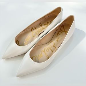 Sam Edelman Pointed Toe Leather Flats in Off-White